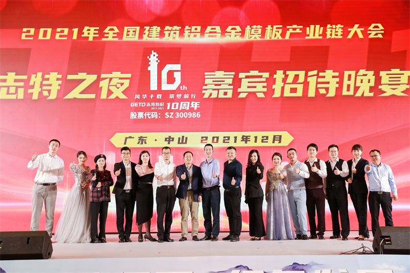 6731¶¥¼¶ÓÎÏ·ºÏÓ°.jpg 6731¶¥¼¶ÓÎÏ·ºÏÓ°.jpg